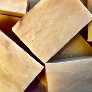Organic Amaretto Body Bar Soap – Natural Vegan Soap with Cinnamon & Sweet Almond